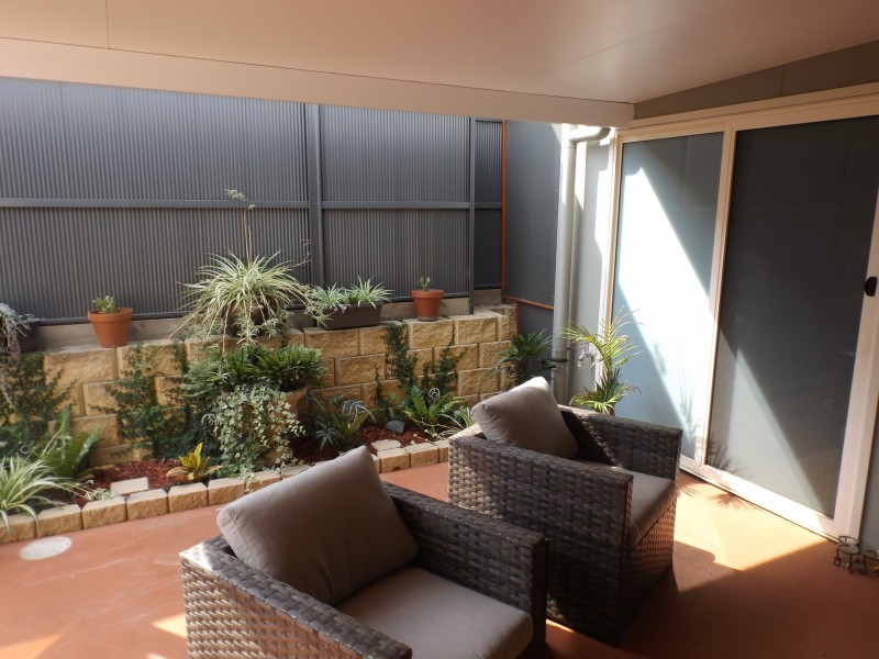 8 Southern Ocean Street, Lake Cathie NSW 2445