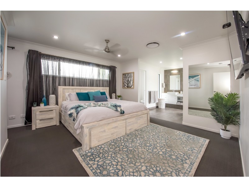 12 Kerrisdale Crescent, Beaconsfield QLD 4740