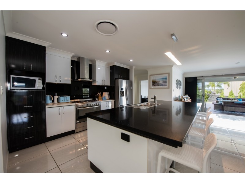 12 Kerrisdale Crescent, Beaconsfield QLD 4740