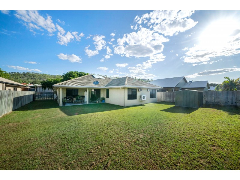 51 Klewarra Boulevard, Douglas QLD 4814