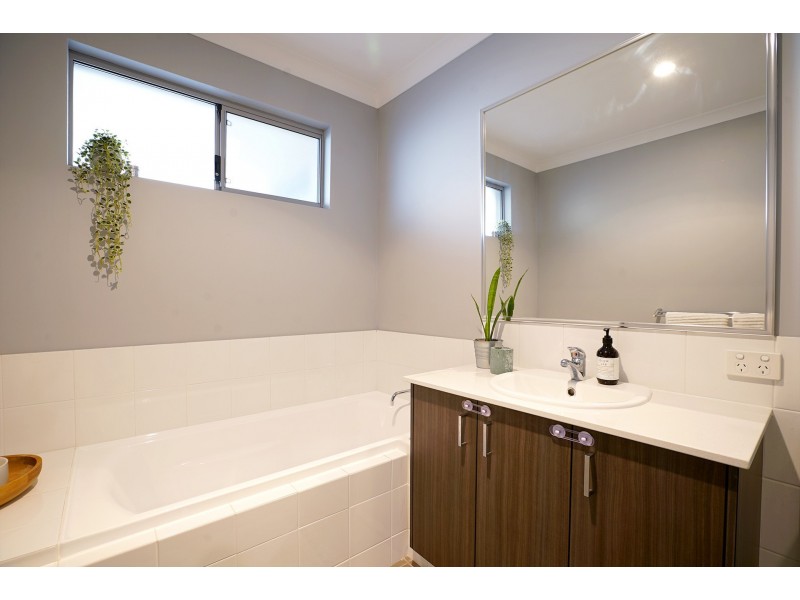 5A Princeton Circuit, Aubin Grove WA 6164