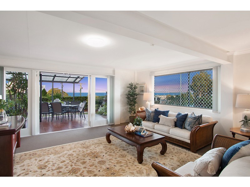 75 Nelson Parade, Manly QLD 4179