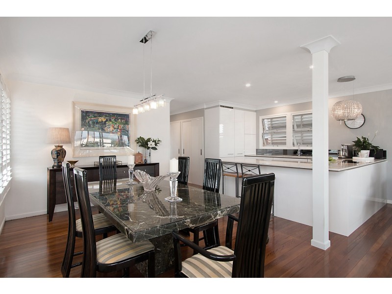 75 Nelson Parade, Manly QLD 4179