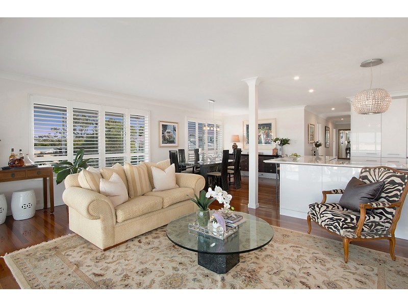 75 Nelson Parade, Manly QLD 4179