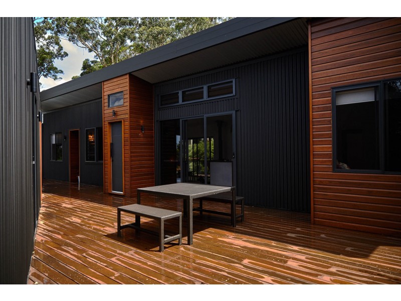 61 Bartle Road, Tamborine Mountain QLD 4272