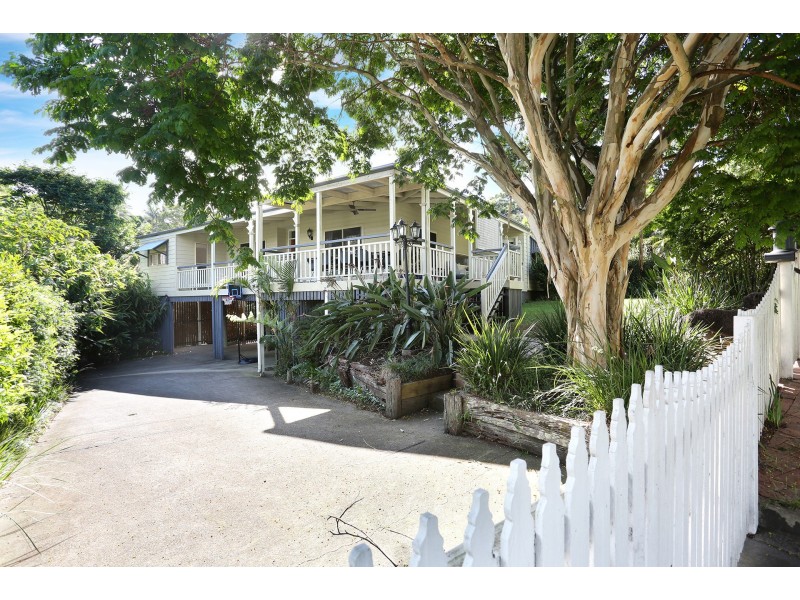 11 Foraker Drive, Tamborine Mountain QLD 4272