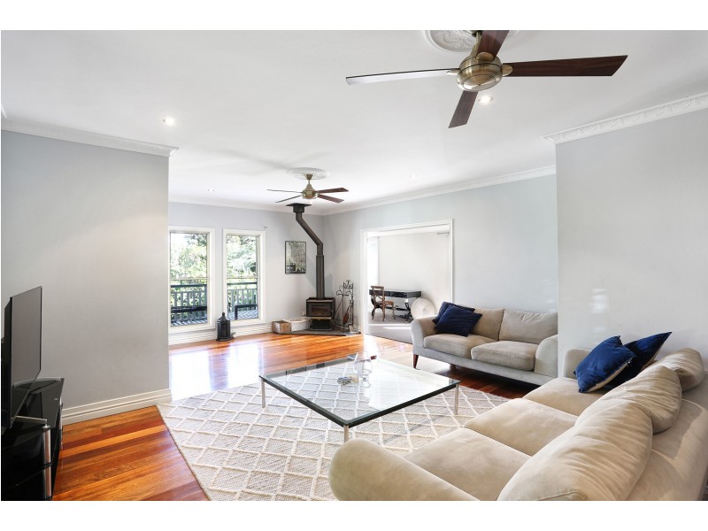 11 Foraker Drive, Tamborine Mountain QLD 4272