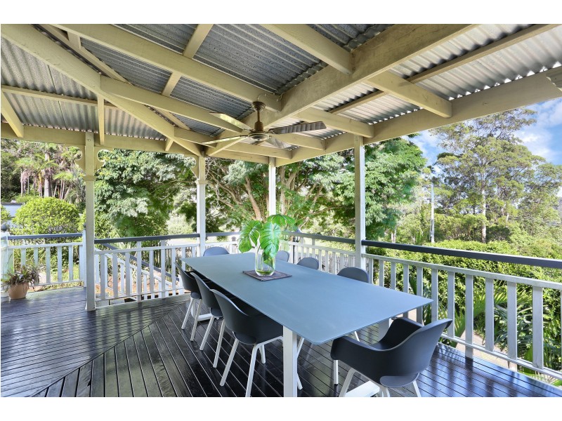 11 Foraker Drive, Tamborine Mountain QLD 4272