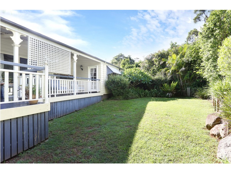 11 Foraker Drive, Tamborine Mountain QLD 4272