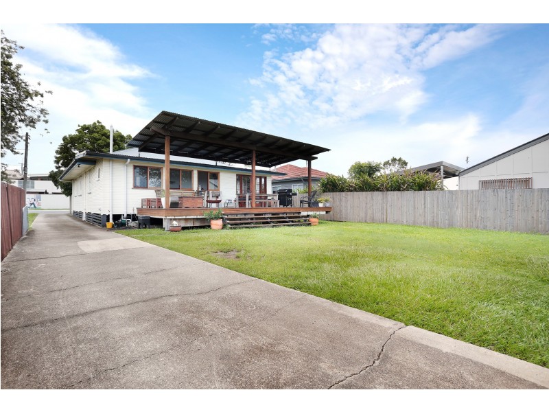 809 Nudgee Road, Northgate QLD 4013