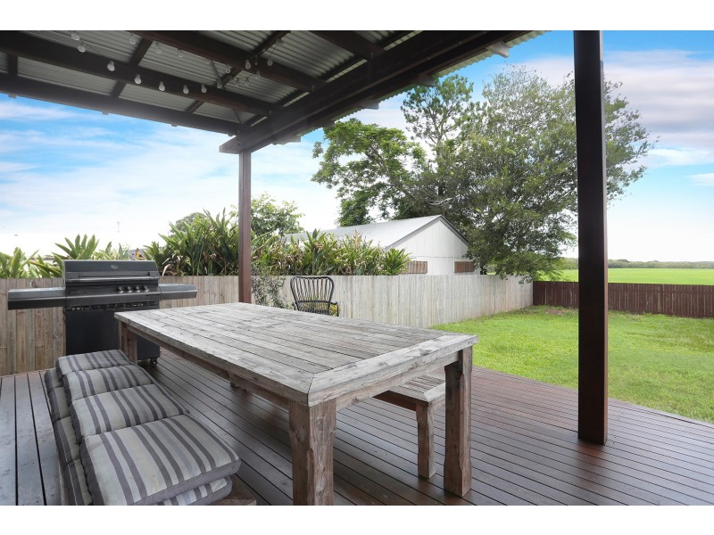 809 Nudgee Road, Northgate QLD 4013