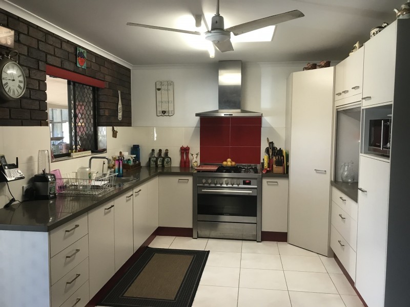 38 Johnston Road, Glass House Mountains QLD 4518