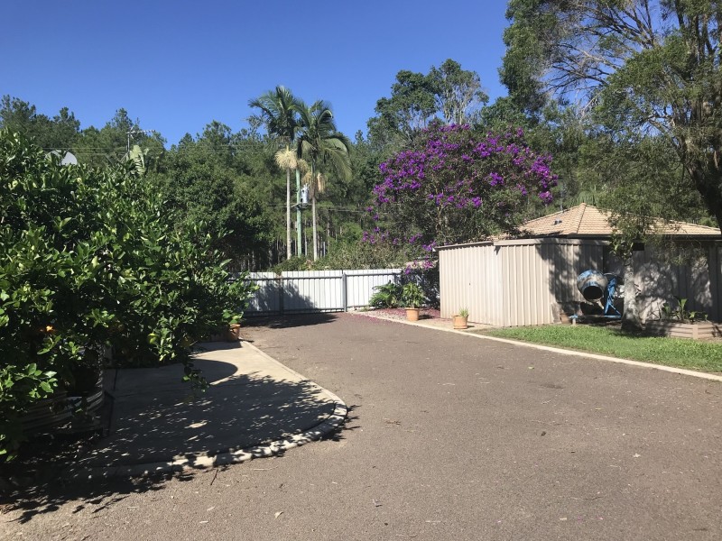 38 Johnston Road, Glass House Mountains QLD 4518