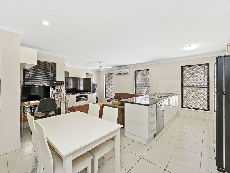 12 Alabaster Drive, Logan Reserve QLD 4133