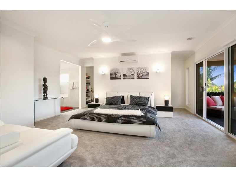 18 Moonlight Mews, Safety Beach VIC 3936