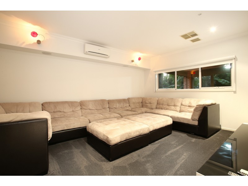 18 Moonlight Mews, Safety Beach VIC 3936