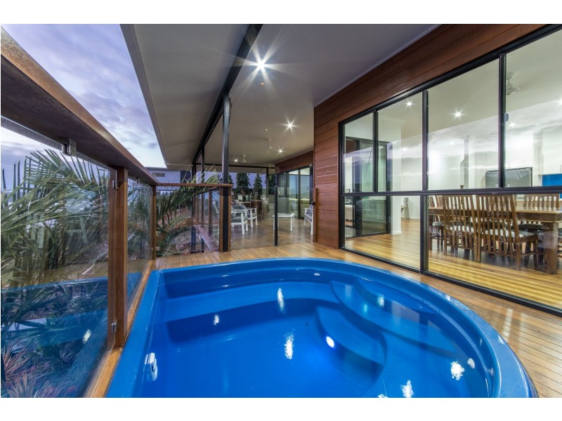 49 Beth Court, Cannonvale QLD 4802