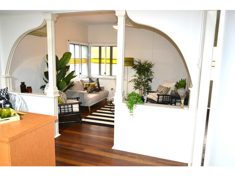 16 Welsh Street, Rosslea QLD 4812