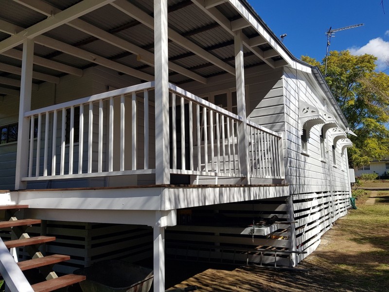 28 Richard Street, Esk QLD 4312