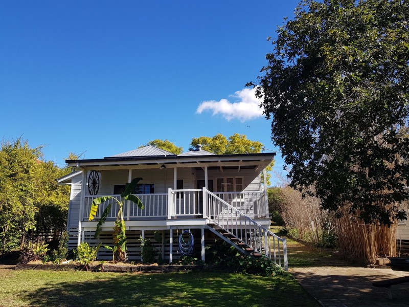 28 Richard Street, Esk QLD 4312