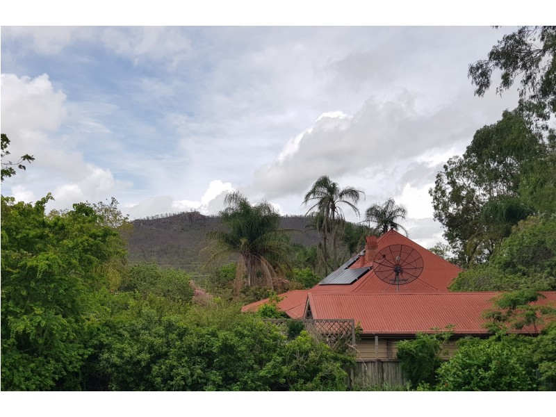 28 Richard Street, Esk QLD 4312