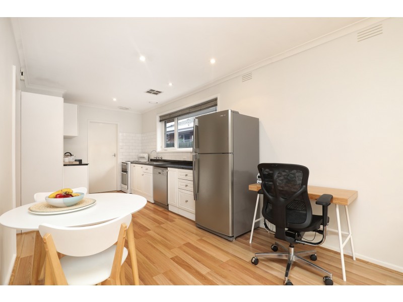 2/31 The Esplanade, Maribyrnong VIC 3032