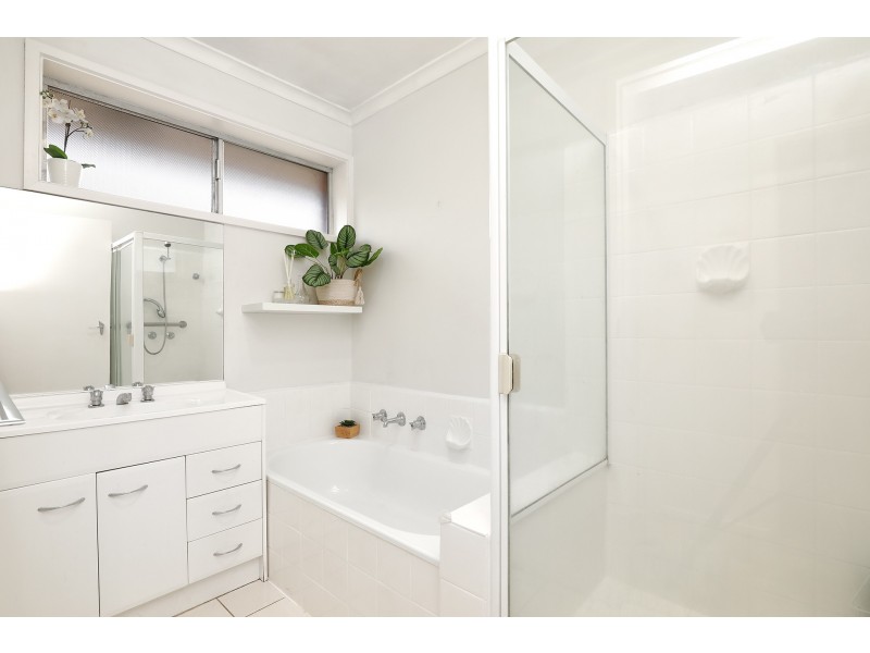 2/31 The Esplanade, Maribyrnong VIC 3032