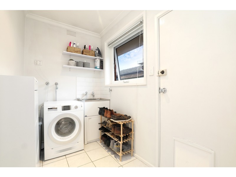 2/31 The Esplanade, Maribyrnong VIC 3032