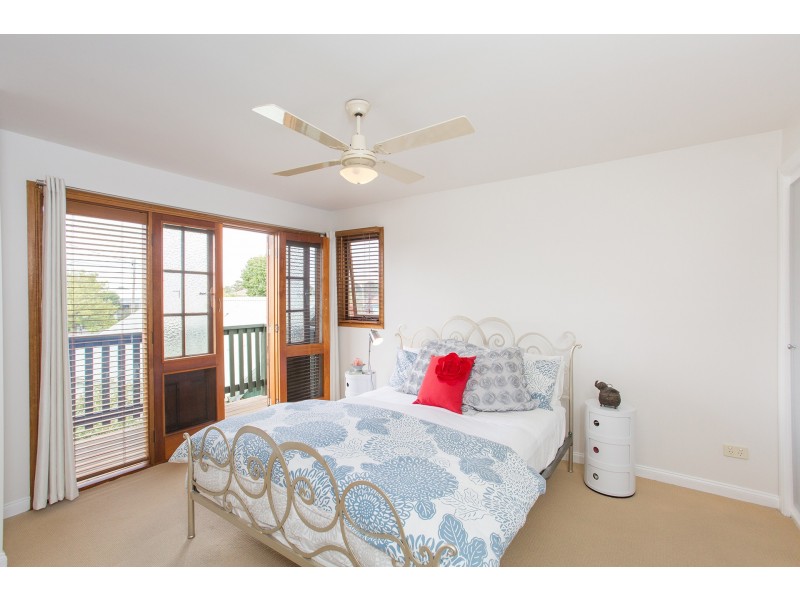 109 Canterbury Street, Brown Hill VIC 3350