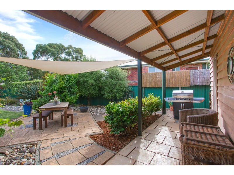 109 Canterbury Street, Brown Hill VIC 3350