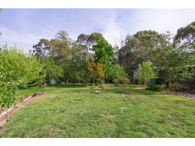 109 Canterbury Street, Brown Hill VIC 3350