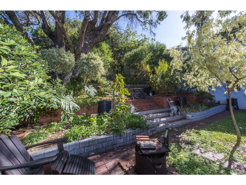 36 Tuart Street, Bunbury WA 6230