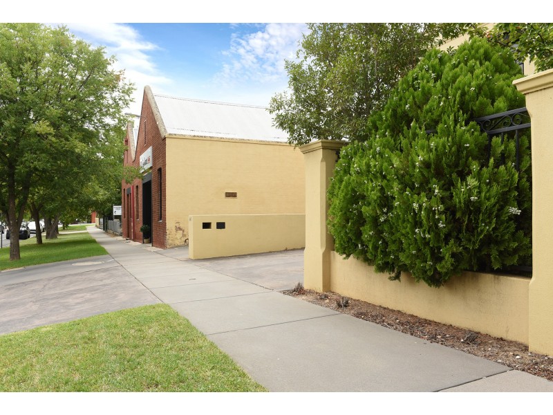 2/443 Hargreaves Street, Bendigo VIC 3550