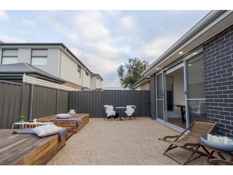 17 Dover Street, Royal Park SA 5014