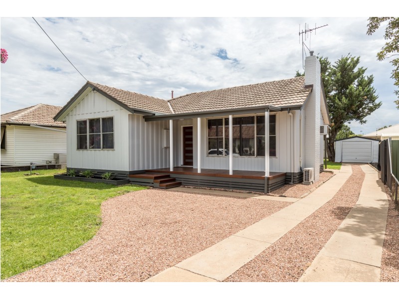 33 Cameron Avenue, Shepparton VIC 3630