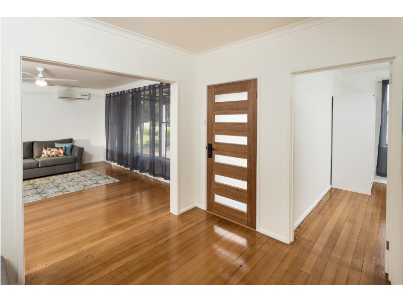 33 Cameron Avenue, Shepparton VIC 3630