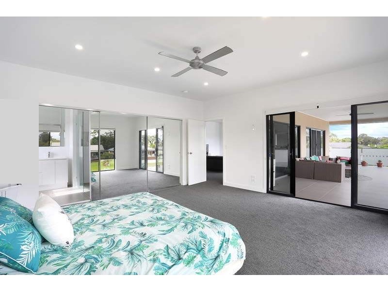 Broadbeach Waters QLD 4218