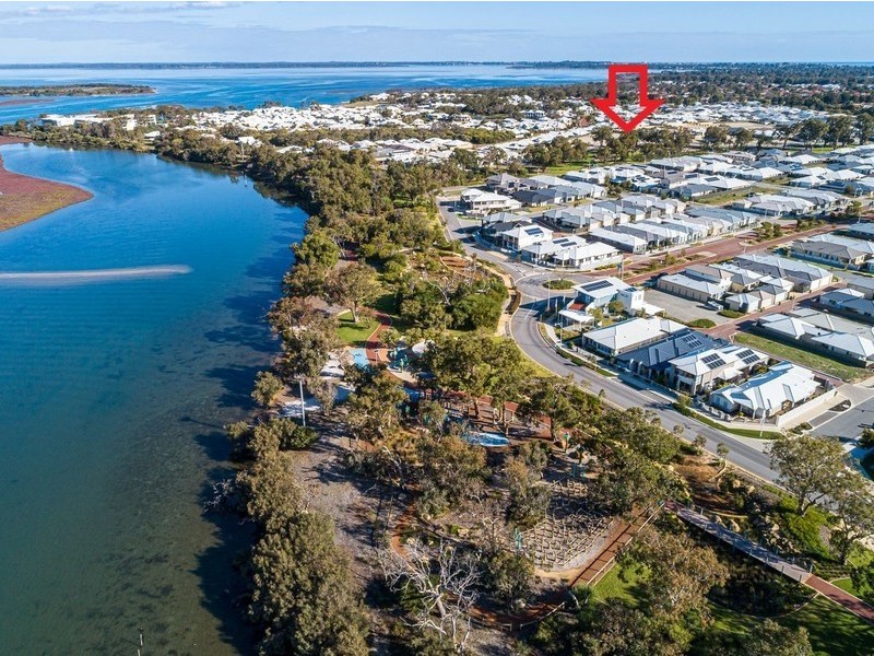 35 Shoveler Crescent, Erskine WA 6210