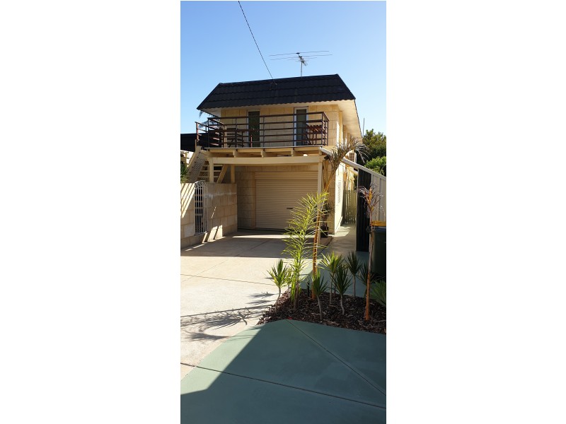 4 Karrul Way, Greenfields WA 6210