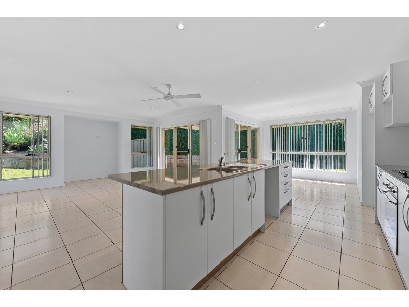 7 Farrell Close, Bonville NSW 2441