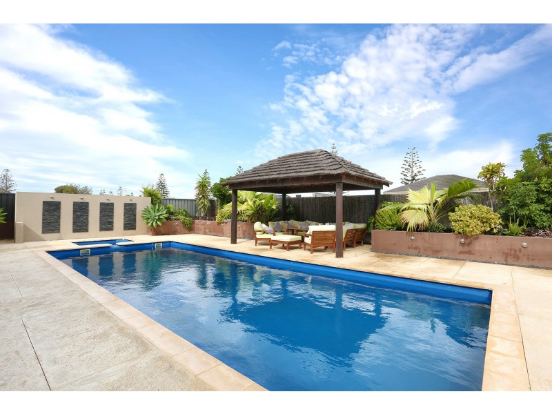 13 Indiana Parade, Singleton WA 6175