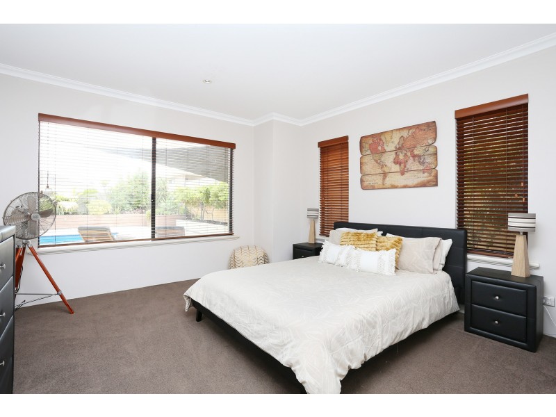 13 Indiana Parade, Singleton WA 6175