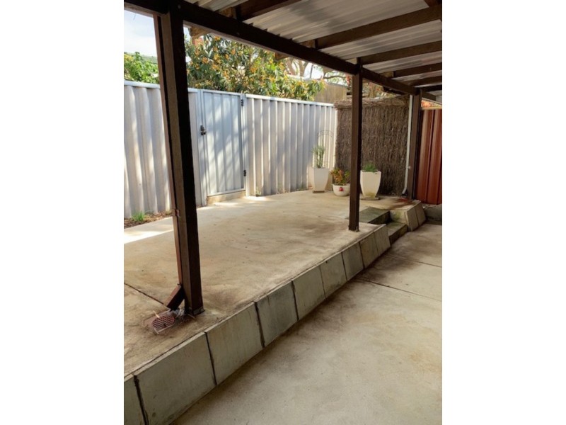 2/102 North Lake Road, Myaree WA 6154