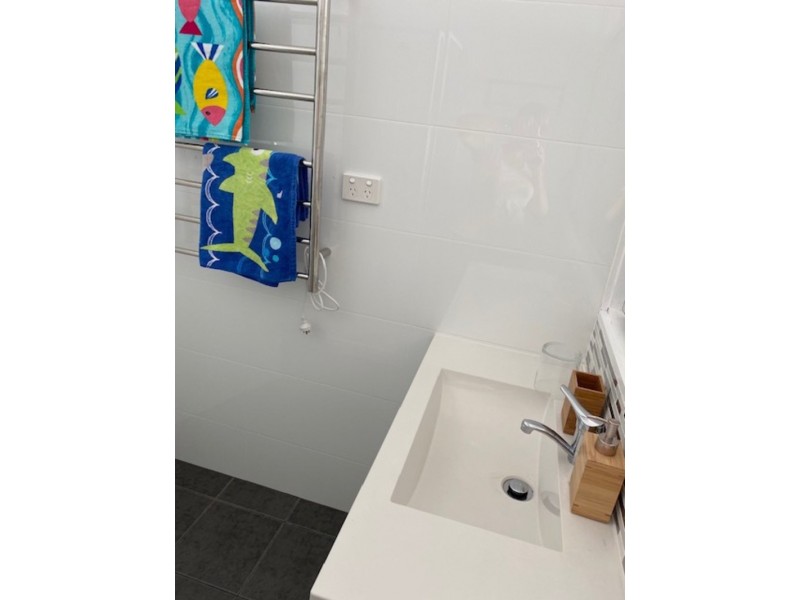 2/102 North Lake Road, Myaree WA 6154