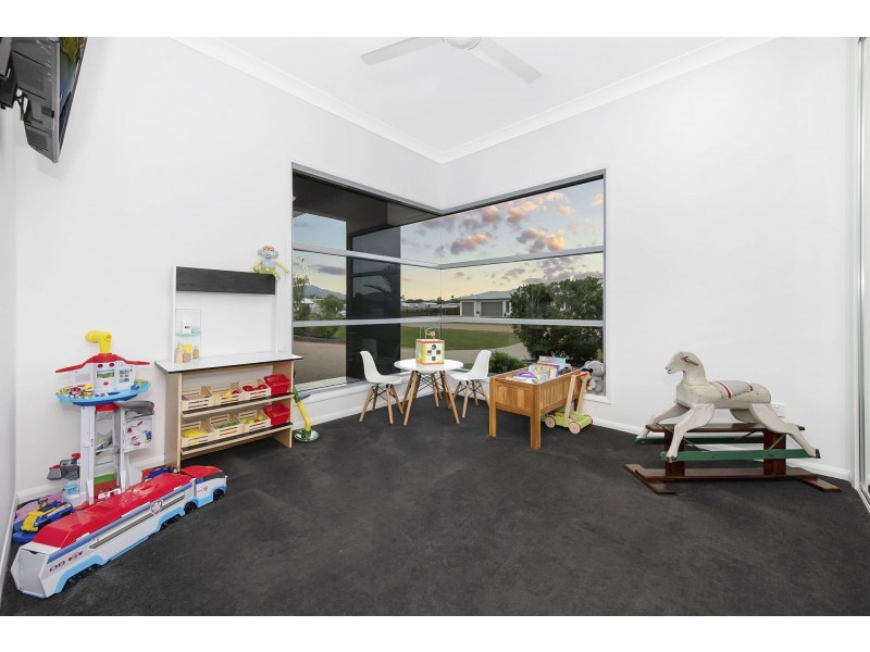 25 Bronze Street, Alice River QLD 4817