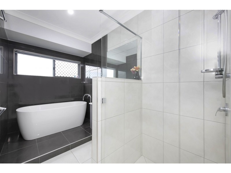 25 Bronze Street, Alice River QLD 4817