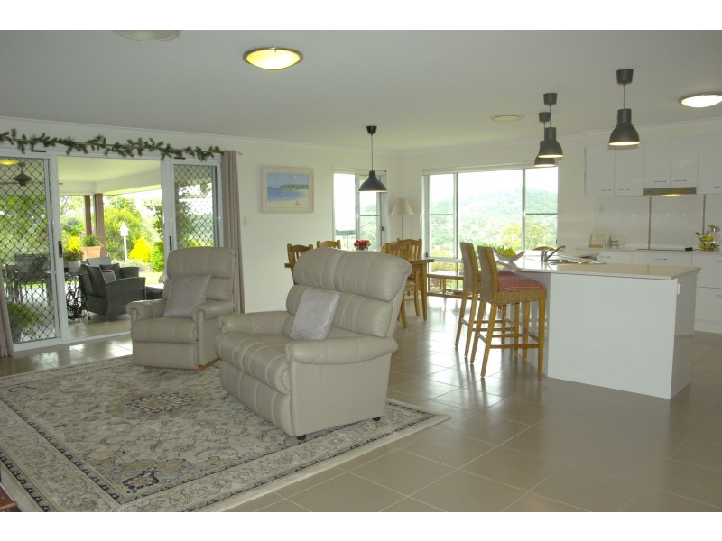3 Makybe Drive, Hodgson Vale QLD 4352