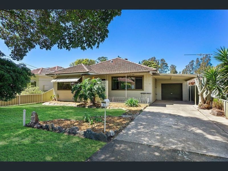 8 Yathong Road, Caringbah NSW 2229