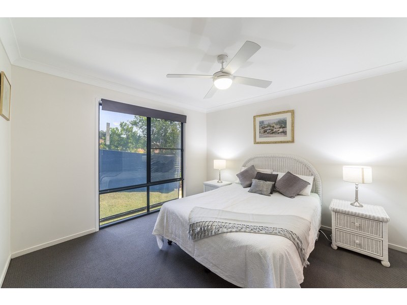 2/9 Freestone Drive, Upper Coomera QLD 4209