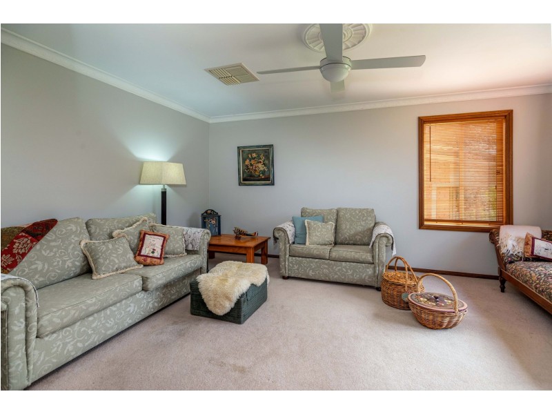 51 Sundew Circuit, Orange NSW 2800